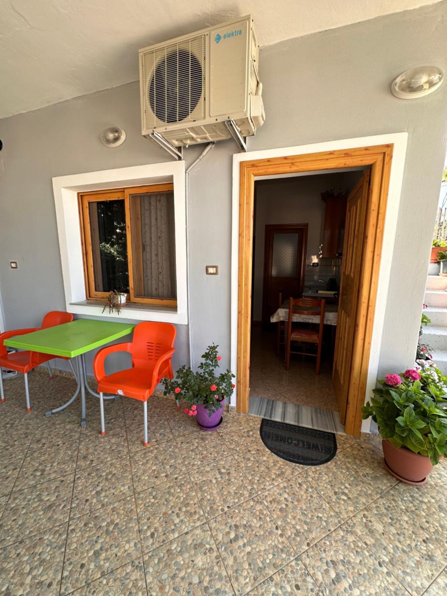 Albi'S Guesthouse Ksamil Ngoại thất bức ảnh