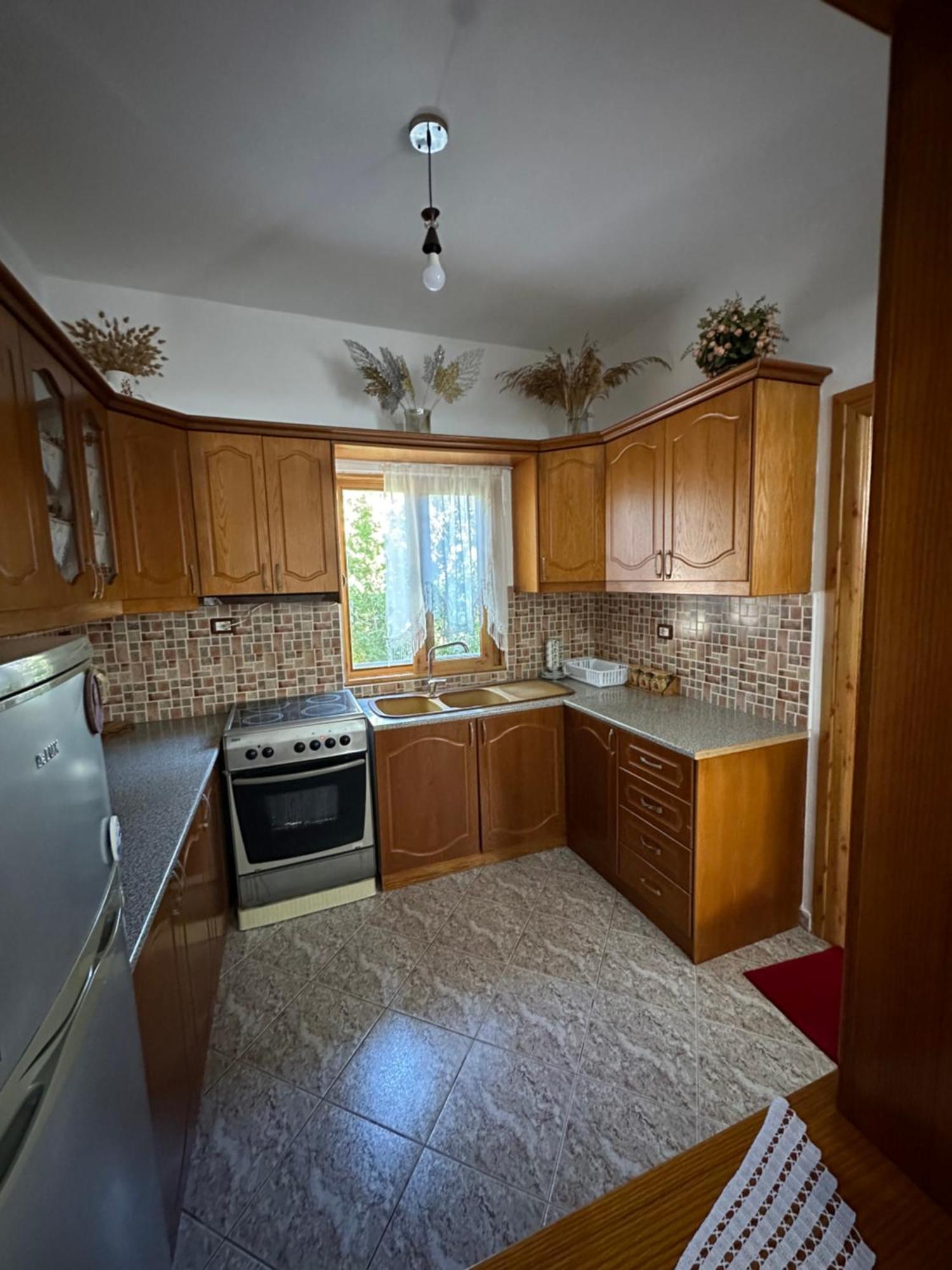 Albi'S Guesthouse Ksamil Ngoại thất bức ảnh