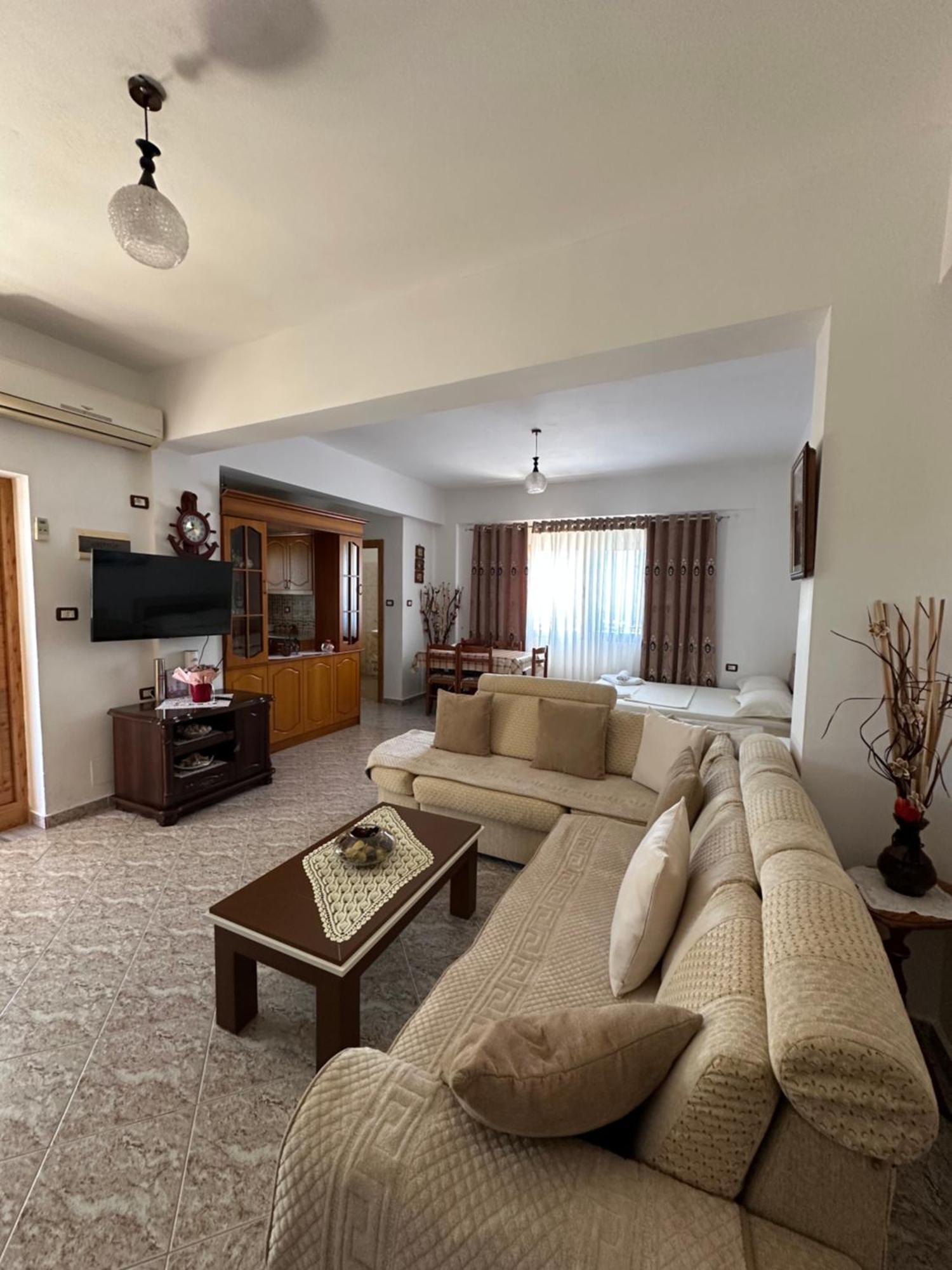 Albi'S Guesthouse Ksamil Ngoại thất bức ảnh